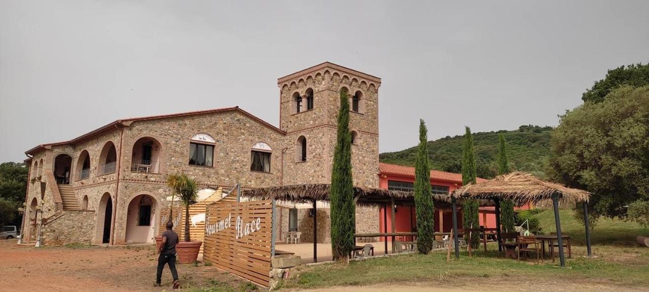 Agriturismo La Fontanella & Glamping Suvereto Kültér fotó